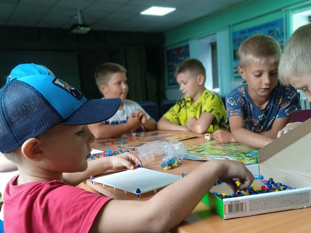 В Леснополянском СДК прошла своя «Игротека»: дети сразились в настольные баталии!
Двери Леснополянск