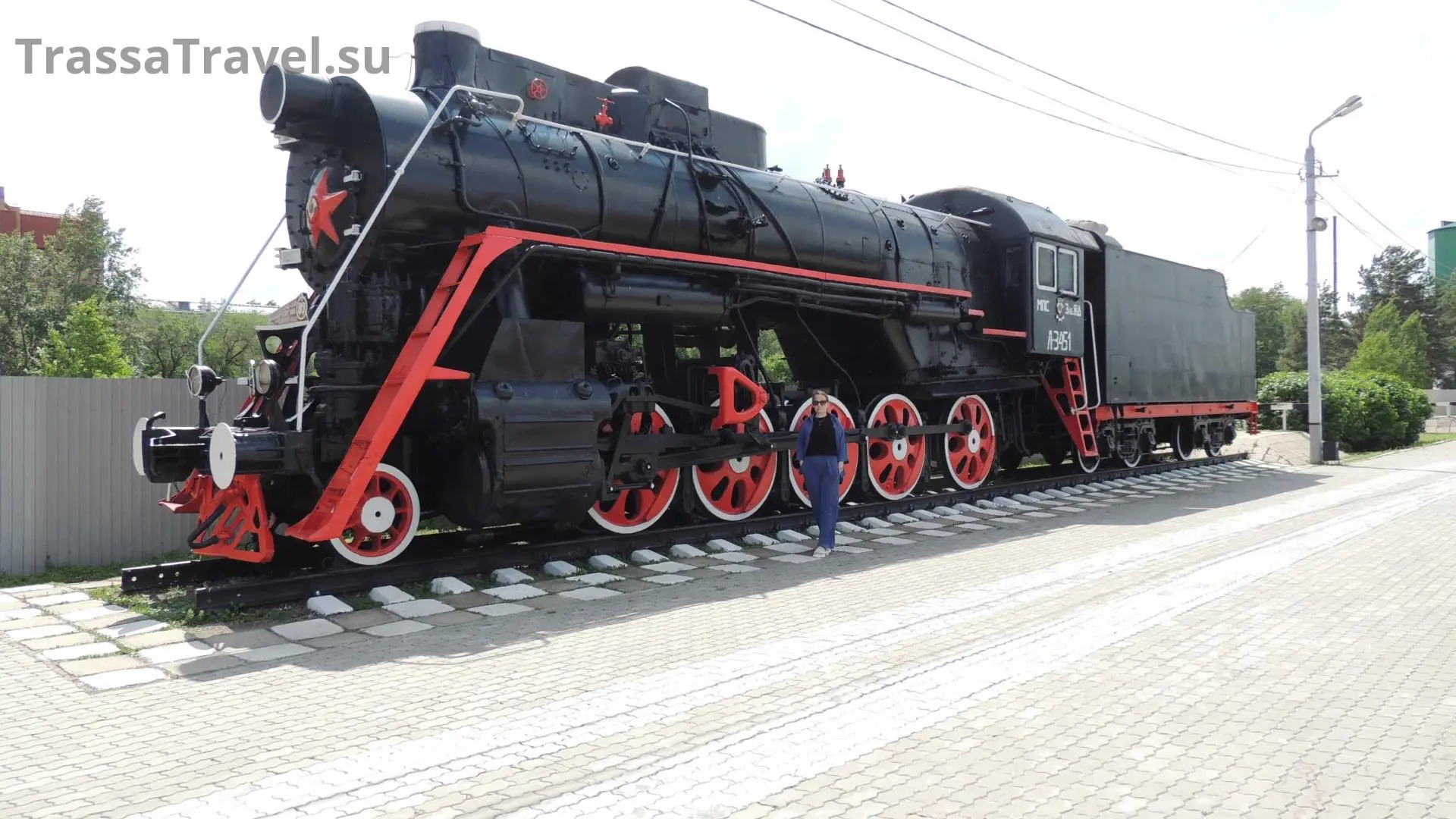 🚂 Остановка «Благовещенск»: здесь время не мчится — оно стоит на парах 🕰️