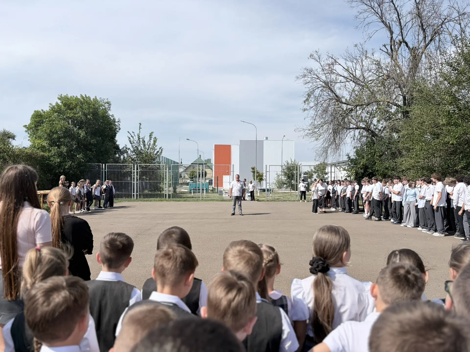 Тренировочная эвакуация в нашей школе: безопасность - прежде всего!