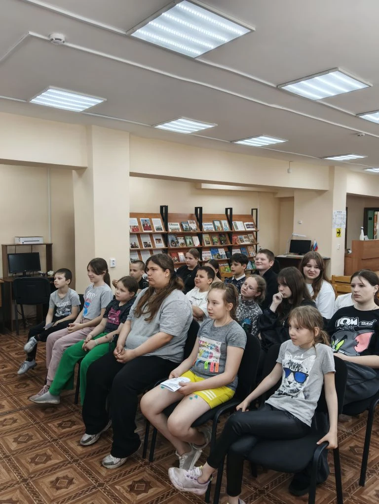 ☀ Как прошёл второй день в лагере дневного пребывания? 

 Сегодняшний день в нашем лагере был по-нас