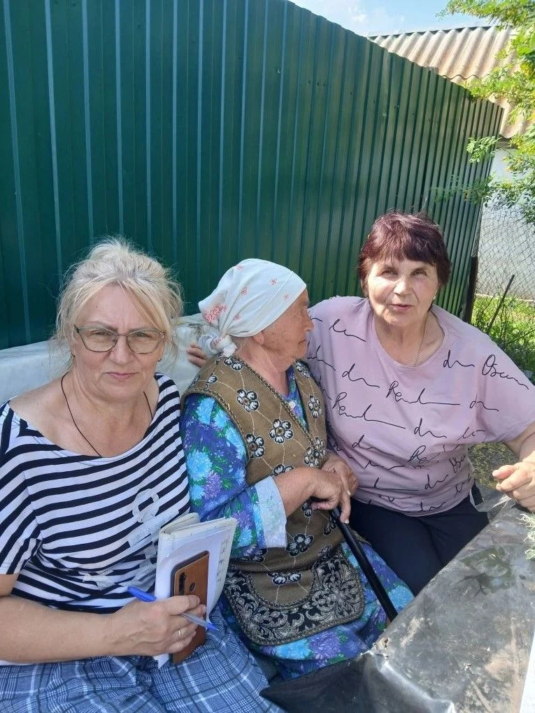 Заведующие отделениями социального обслуживания на дому граждан пожилого возраста и инв...