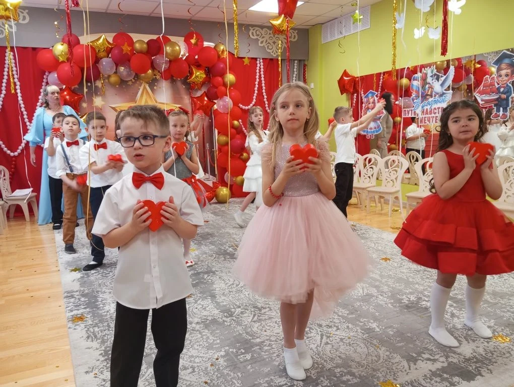 🎓 Выпускные 2026 в нашем детском саду получились яркими, трогательными и по-настоящему...