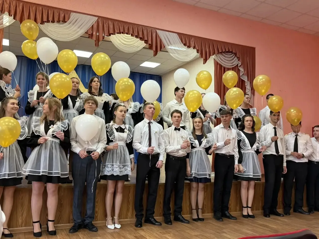 Последний звонок 11А класса🔔💐
