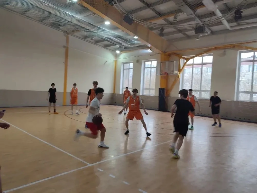 🚀 Космический баскет: наша команда в тройке лидеров!  🥉 Заряжаемся позитивом на всю неделю! Сборная 