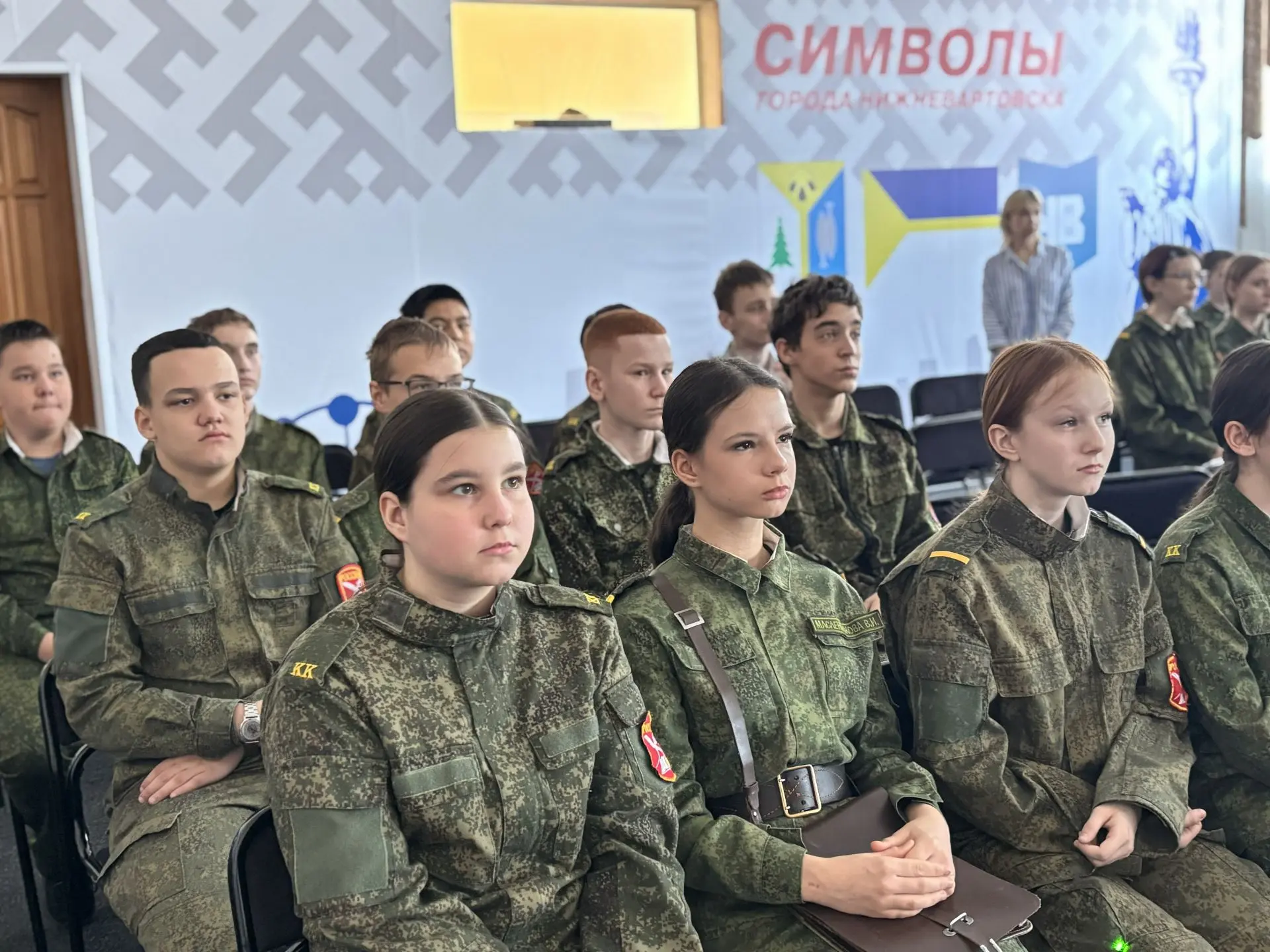 ✈️ Небо становится ближе: в гостях у кадетов — настоящие асы! Весенний лагерь наших кадетов продолжа