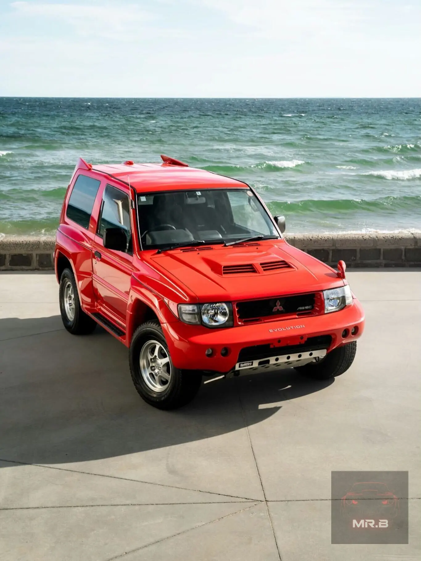 🔴 Pajero Evolution — внедорожник с рекордом Гиннесса