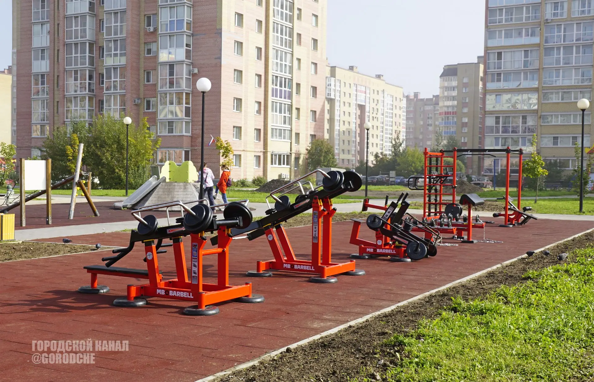В Череповце открылась Богатырская поляна с тренажерами. Она находится в парке Здоровья ...