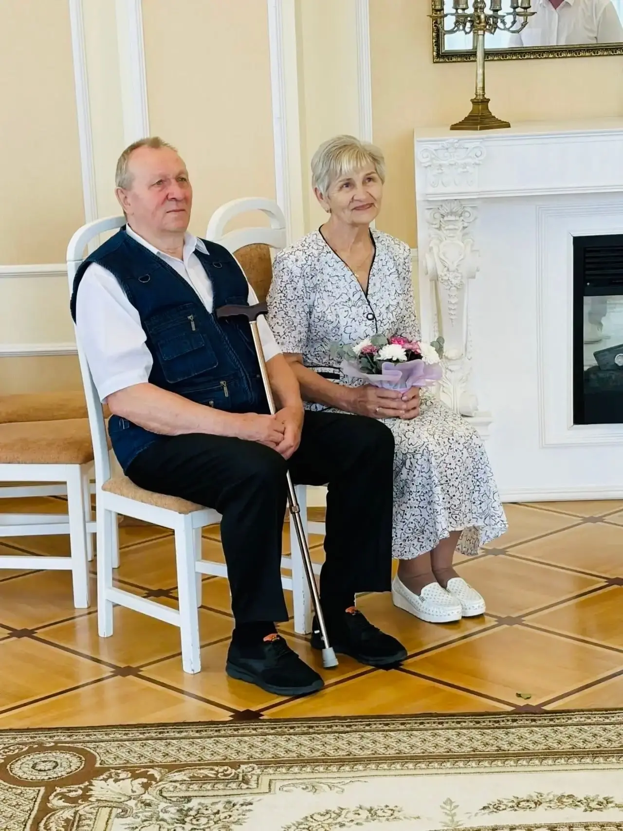 💍 60 лет в браке: в Тосненском ЗАГСе чествовали супругов Овчинниковых