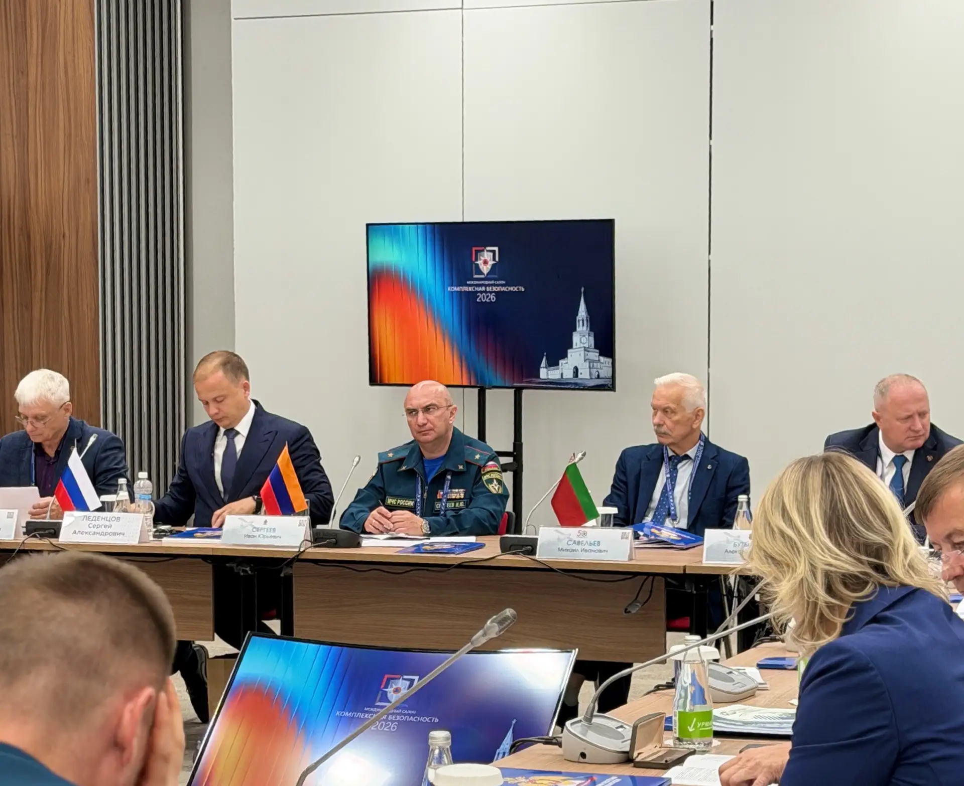 Надежда Филиппова представляет завод ЗВЕЗДА на салоне «Комплексная безопасность»