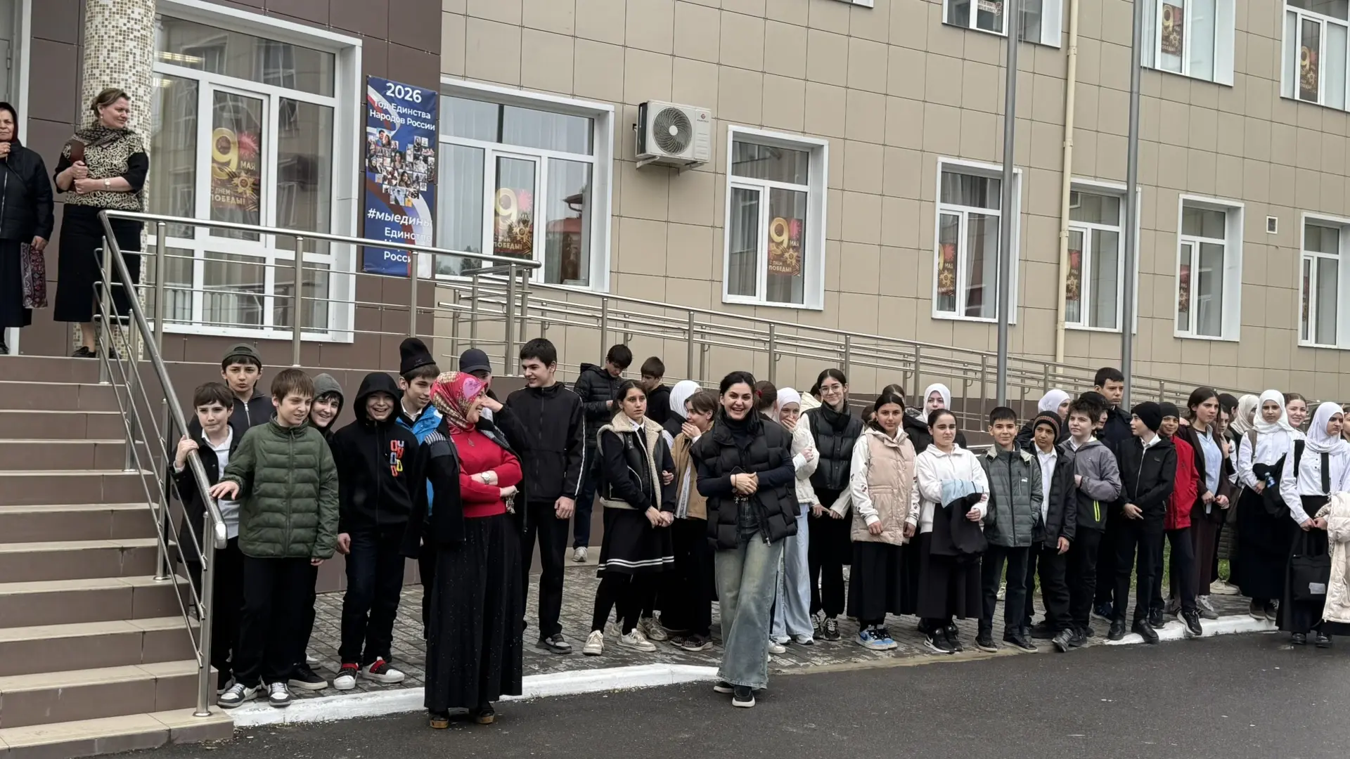 🌍 В честь акции «День защиты детей» в нашей школе прошла учебная эвакуация! 🚨 Все ученики и учителя 
