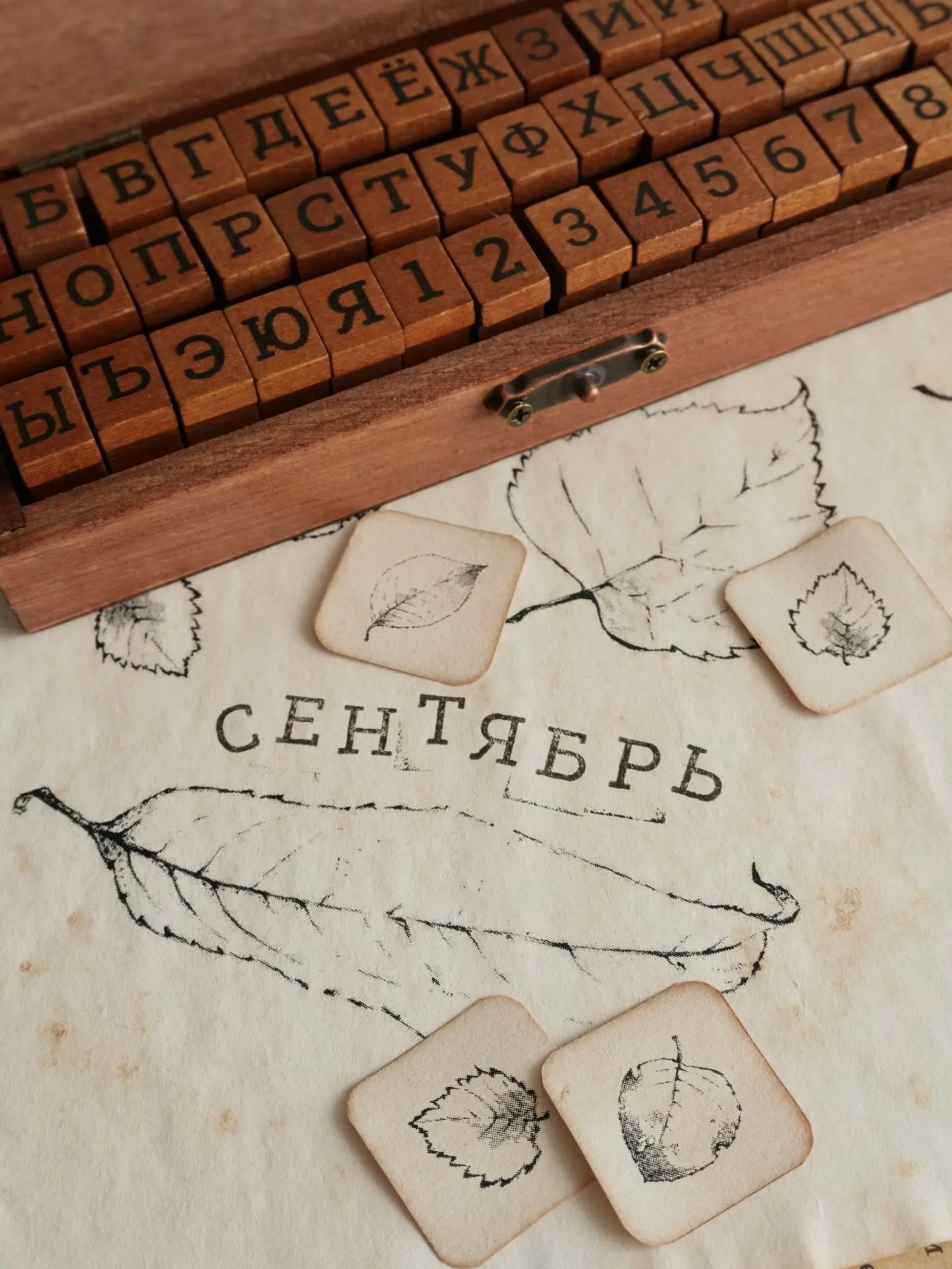 Ещё новиночка в мастерской - это деревянные штампики с буквами и цифрами. Классные - ма...