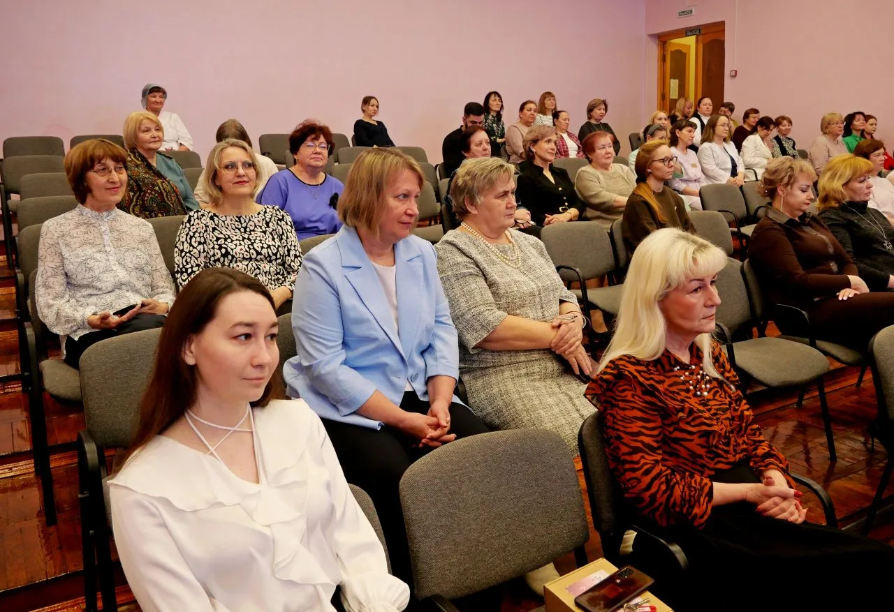 💐Праздничный концерт к 8 марта в школе    ⚡В преддверии Международного женского дня учащиеся школы №