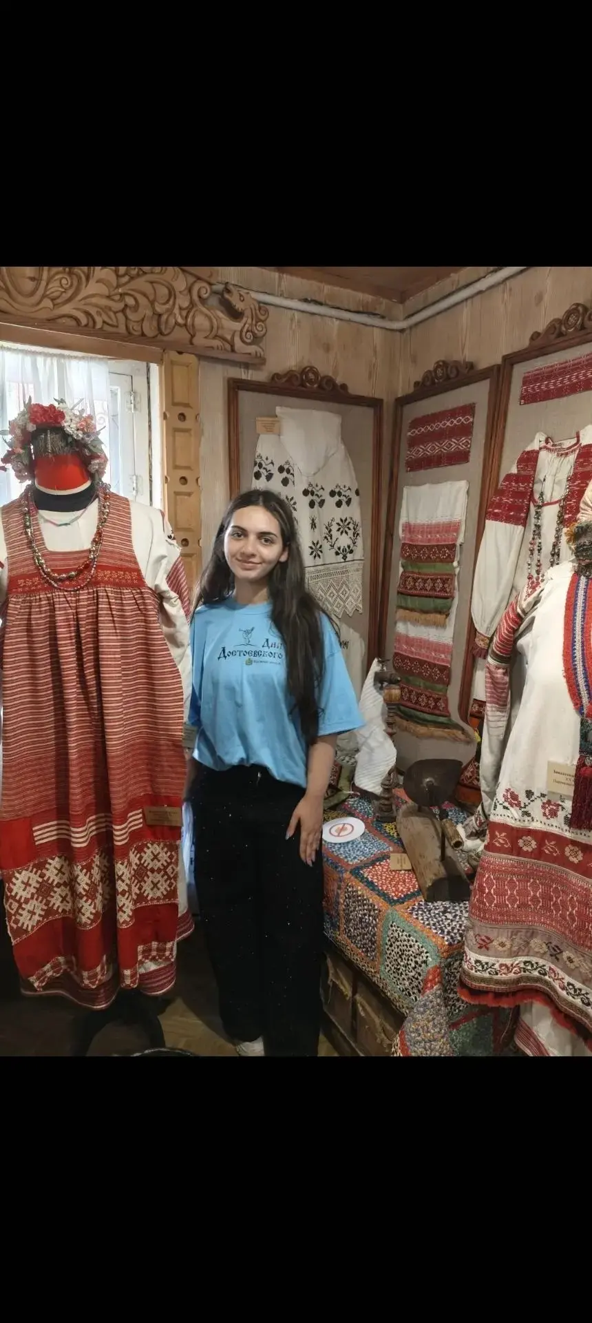 Вот и подошла к концу творческая смена в лагере "Сокол" у Егоян Карины.
Мы с интересом ждали результ