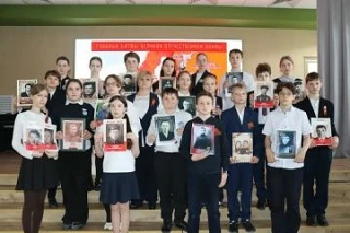 Неделя памяти! В актовом зале состоялось проникновенное литературно-музыкальное мероприятие. Со сцен