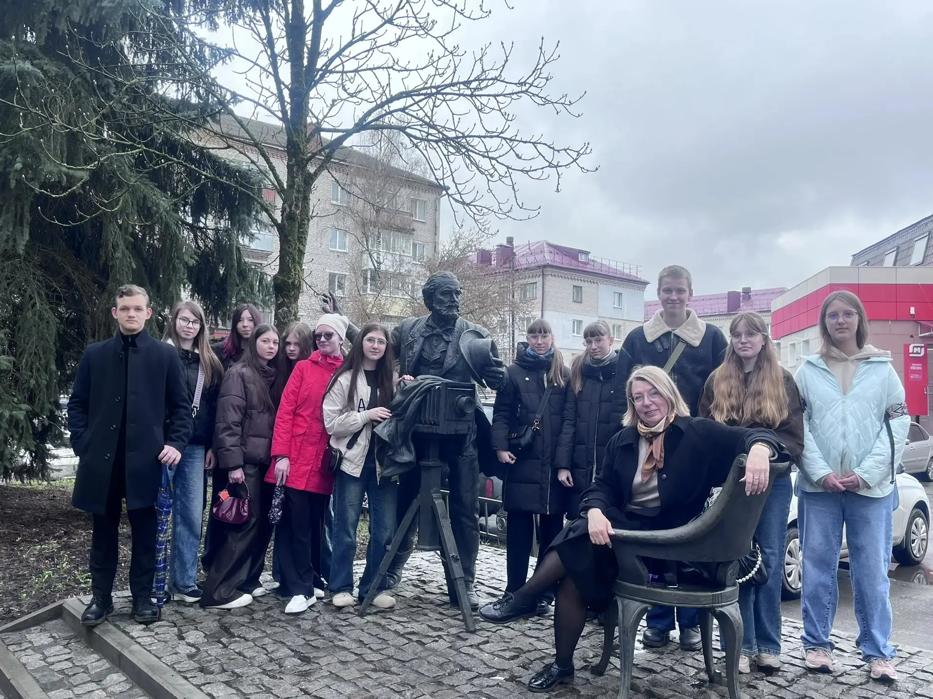 📸 Вперёд, к новым открытиям! Ещё один класс нашей гимназии отправился в увлекательное путешествие в 