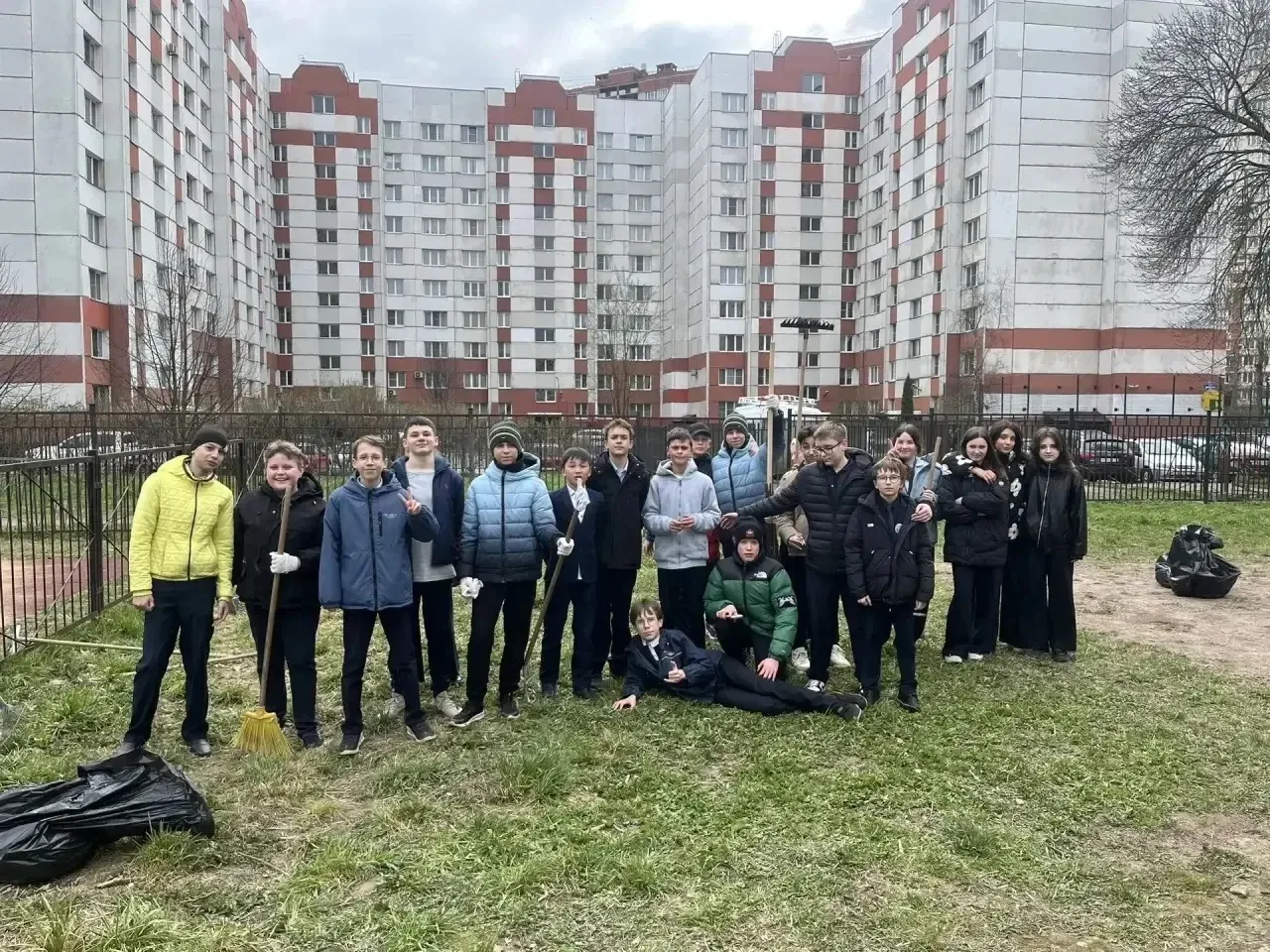 🌷 1 МАЯ - ПРАЗДНИК ВЕСНЫ И ТРУДА 🌷  В преддверии праздника весны и труда, наша школа провела серию д