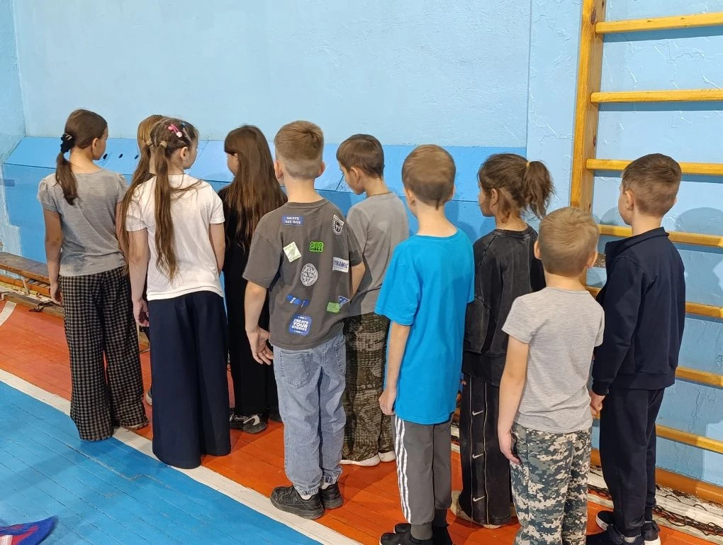 Шаг в будущее с Юнармией! Гордость, дисциплина и командный дух!