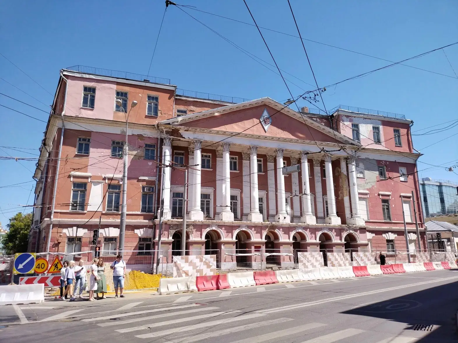Очередной исторический особняк в центре Москвы нашёл нового хозяина. Дом графа Мусина-Пушкина на Спа