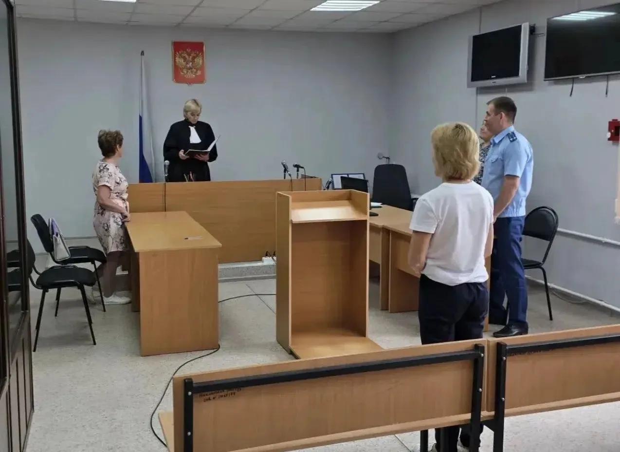 Увольнение в связи с утратой доверия: директор школы Юкаменского района не приняла меры...