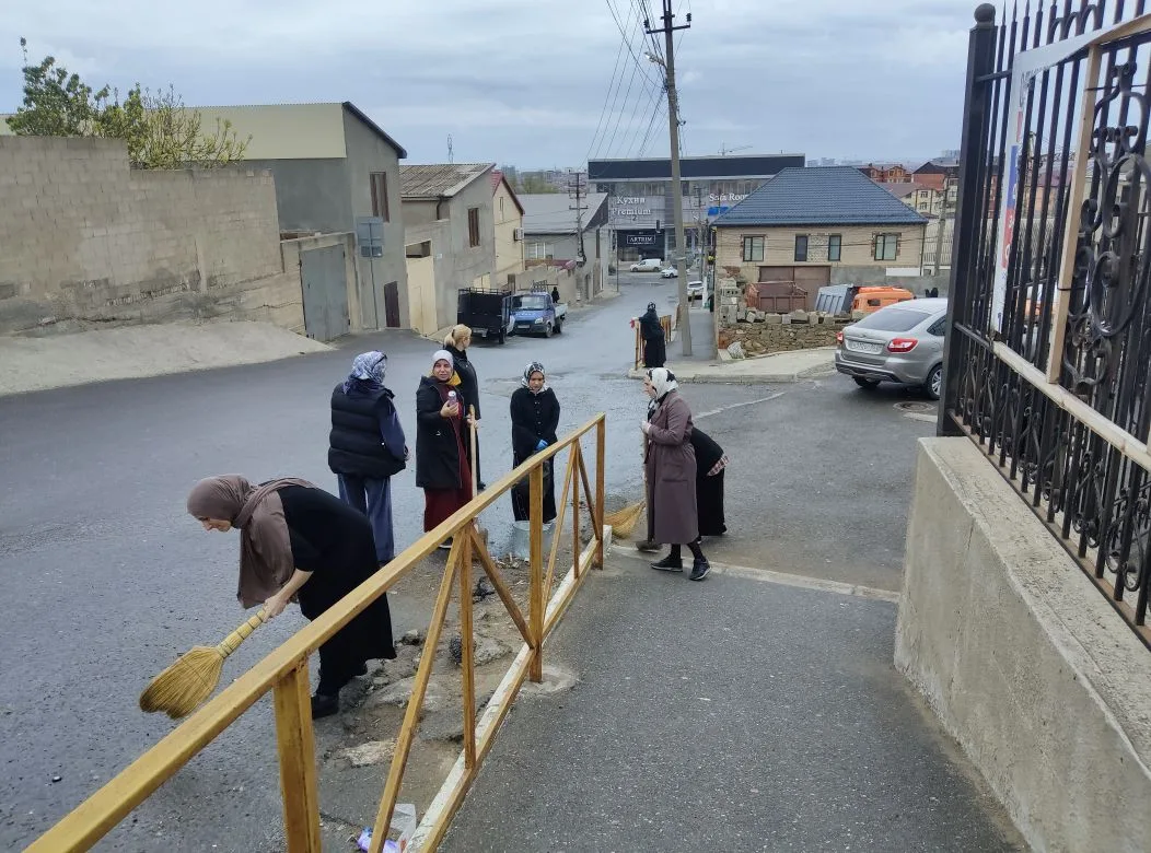 В рамках Всероссийского экологического субботника  сегодня в  школе  прошёл традиционный субботник п