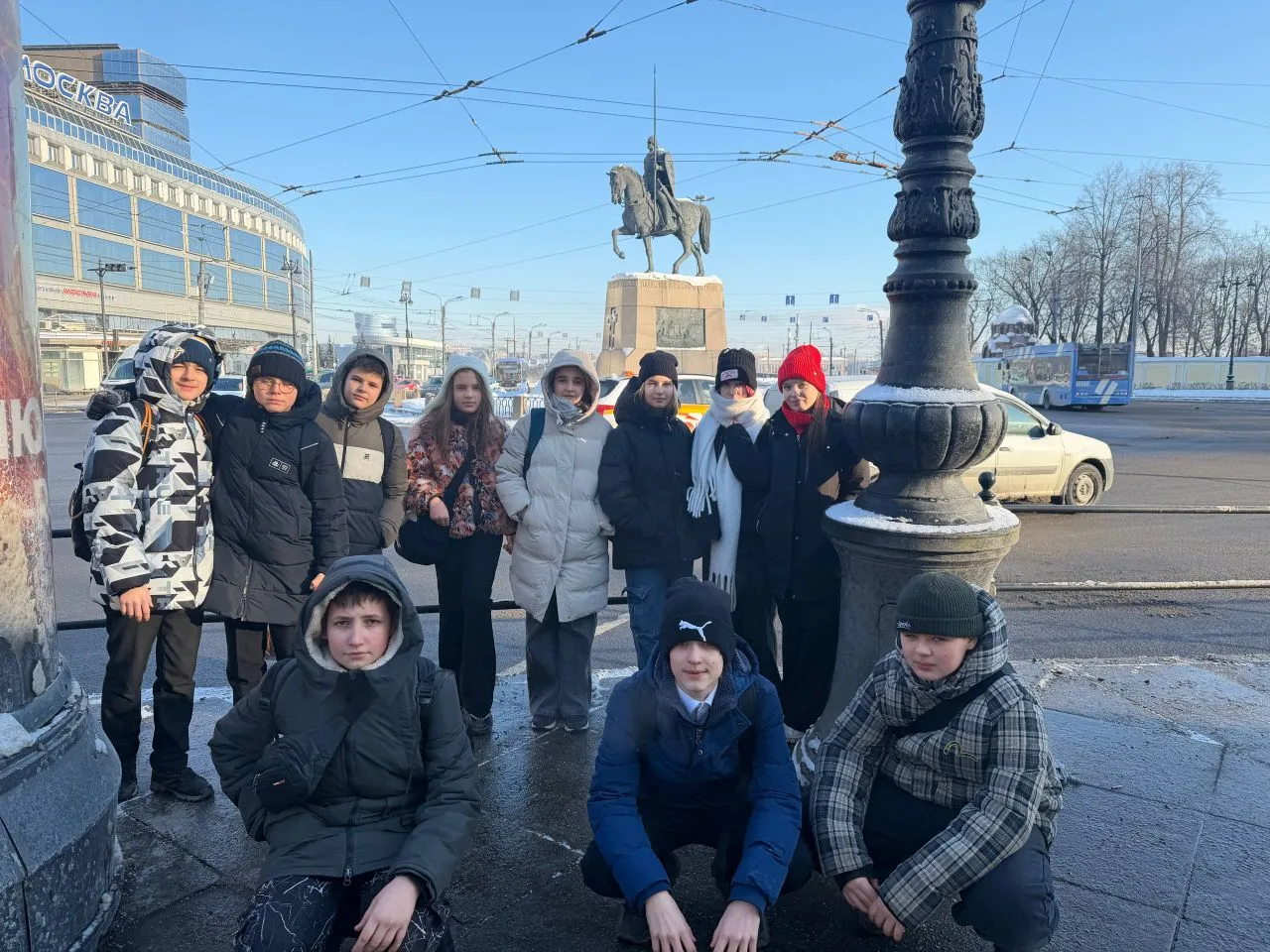 🇷🇺 Урок истории в стенах Лавры: 6 «Б» погрузился в эпоху Александра Невского!  6 февраля, наш 6 «Б» 