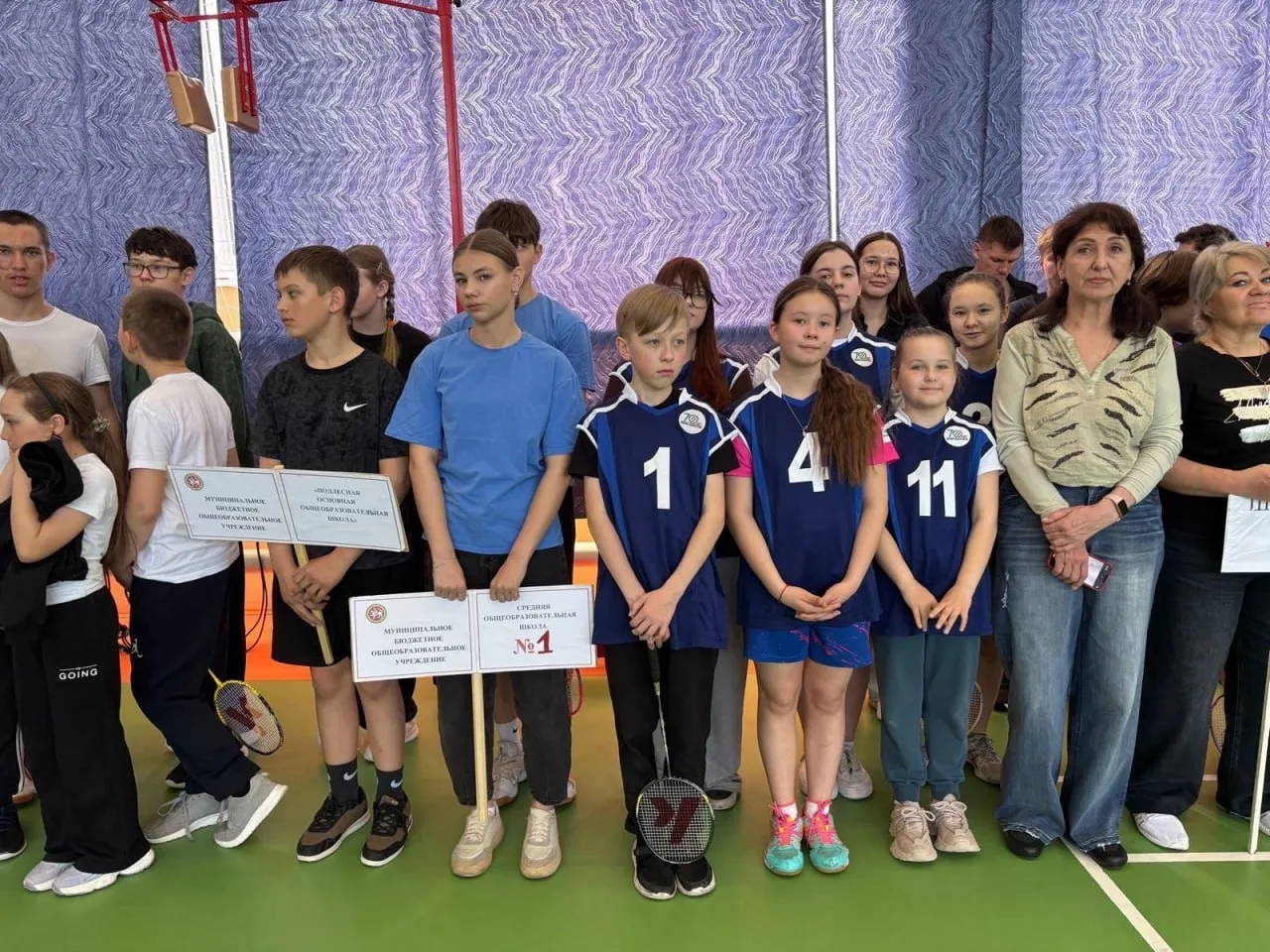 🏸 В районе стартовало первенство по бадминтону  С участием председателя Федерации бадминтона Татарст