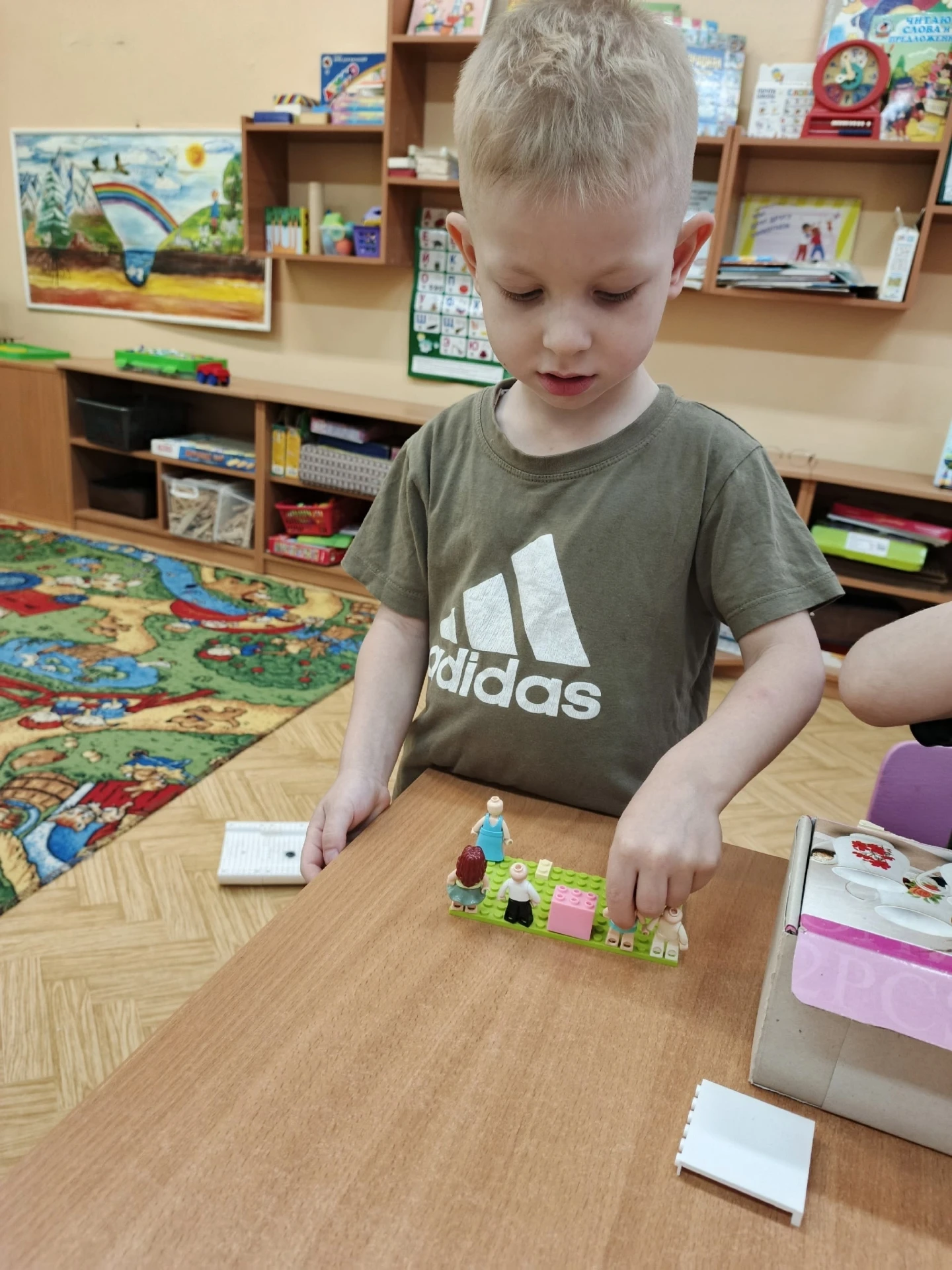 🎲 LEGO-игра: польза в каждой детальке

Сегодня ребята из разновозрастной группы компенсирующей напр