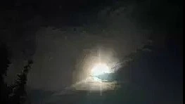 💥Частный дом повредило в результате атаки в Ростовской области 

Атаке подверглись Таганрог и сразу