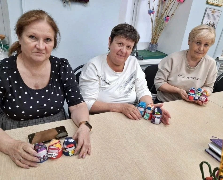Мешочек счастья от динских мастериц  В клубе возрождения народных традиций «Берегиня» регулярно прох