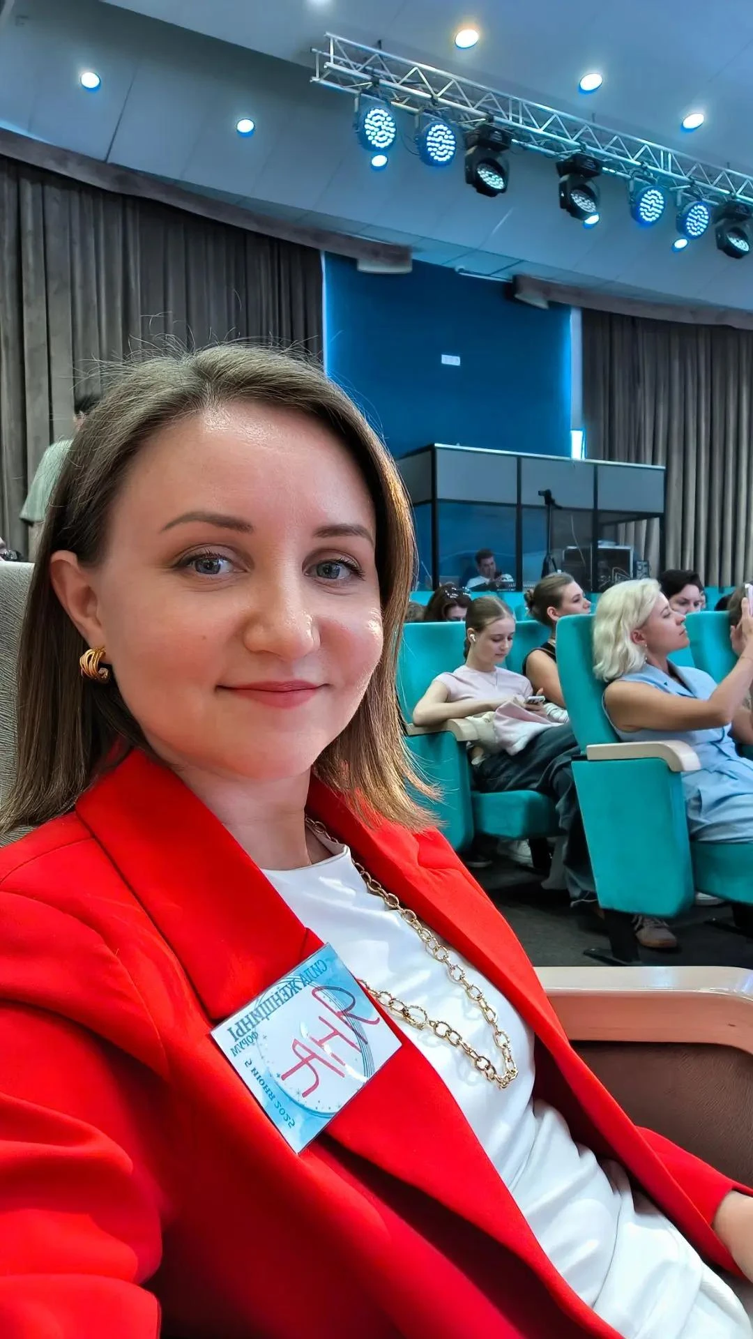 ЗАЧЕМ МНЕ СОЦИАЛЬНЫЕ СЕТИ?