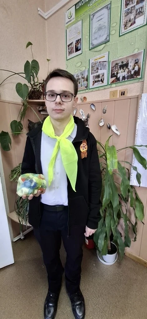 ♻️ Завершилась общешкольная экологическая акция «Добрые крышечки» — добрая традиция, которая вновь о