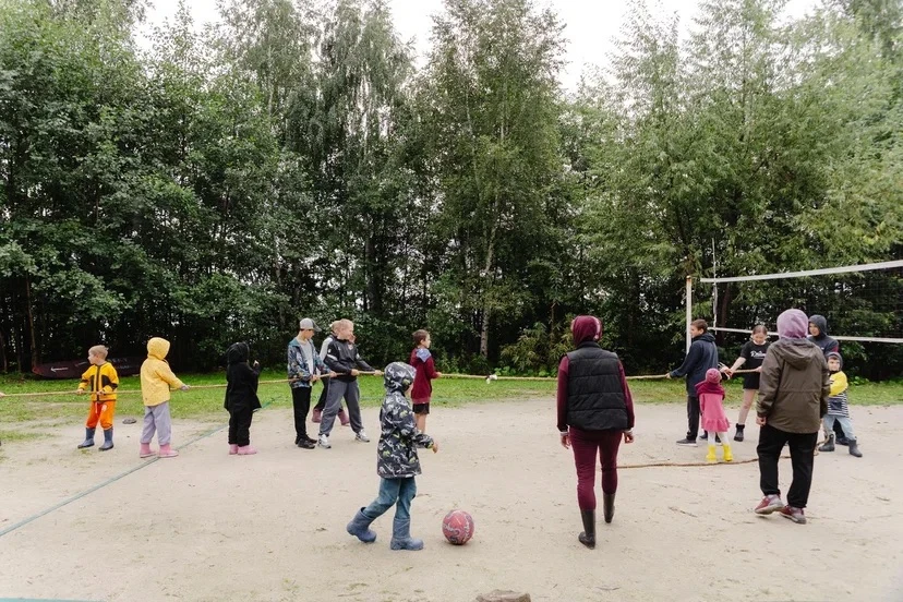 👨‍👩‍👧‍👦 Дети в лесу: безопасность и комфорт