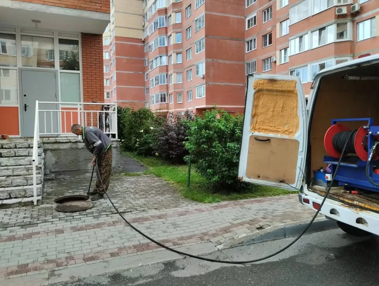 Произвели промывку и обслуживание дренажной системы отведения ливневых стоков🛠️
Выловили много всег