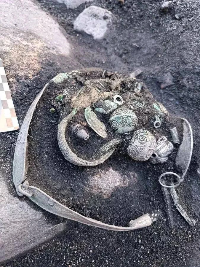 В Ленобласти нашли средневековый клад весом больше двух килограммов