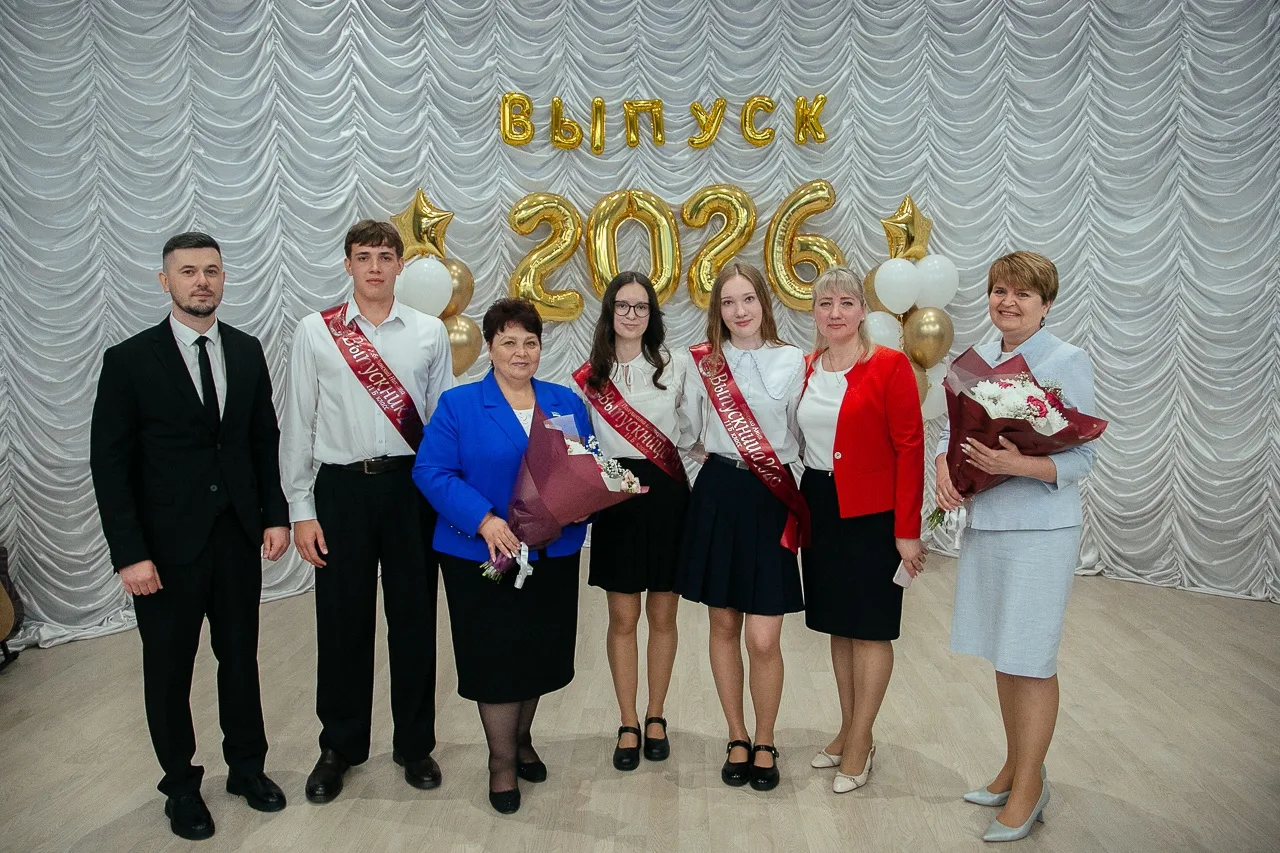 🎉🎓 ПОСЛЕДНИЙ ЗВОНОК В  ЦО №15 «ЛУЧ»! 🔔💐💫  Дорогие друзья! ✨ Сегодня в ЦО №15 «Луч» прозвучал последн