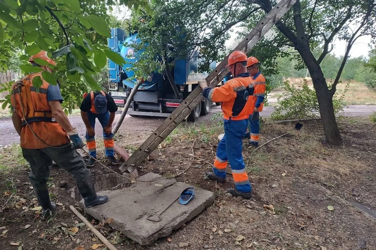 «Краснодартеплоэнерго» проводит ремонт тепловых сетей в микрорайоне Комсомольский