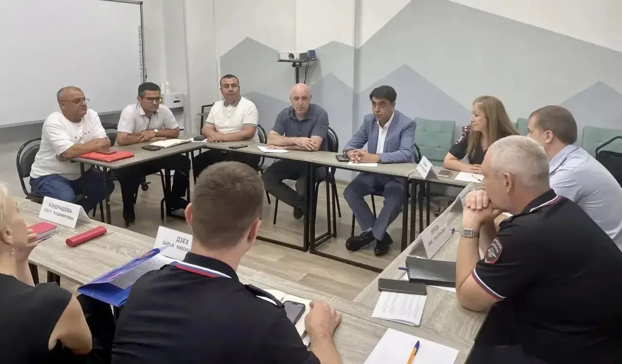 ⚡️ Комитет по культуре администрации Волгограда провел совещание по вопросам миграции. В работе учас