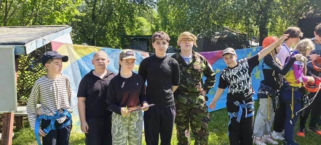 19-20 мая в богдановском лесопарке у д.Григорчиково проходил слет-соревнование «Школа безопасности» 