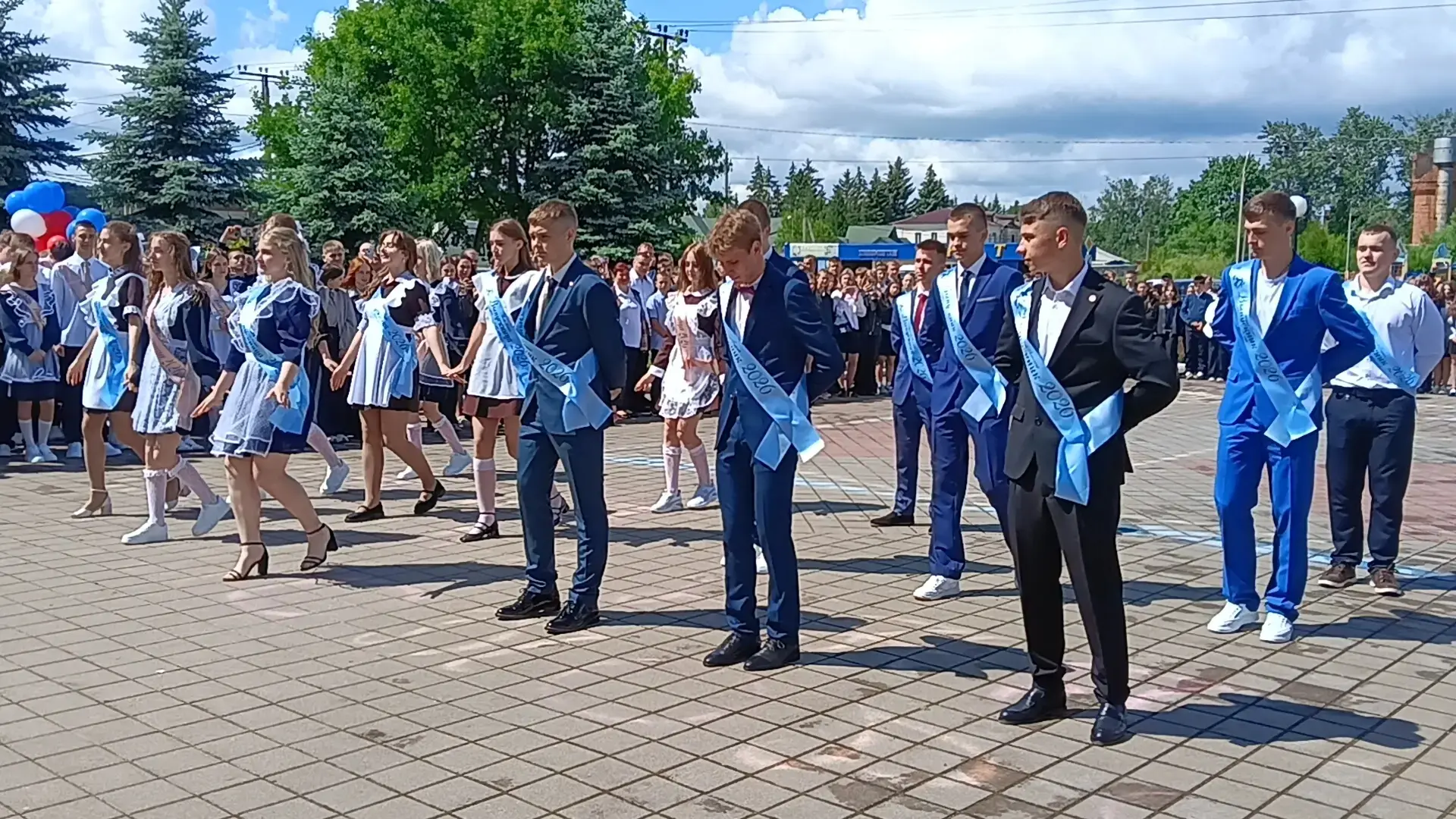 🔔 Прозвенел последний звонок 🔔  26 мая 2026 года в МБОУ Староюрьевской СОШ прошло торжественное меро