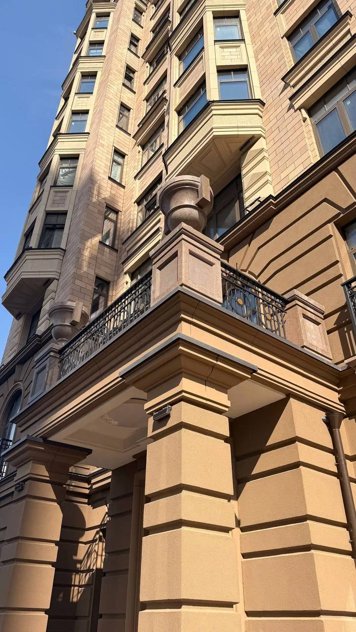 «Здесь, конечно, нельзя сквернословить, но это прям раз..б 😅»  ...первое, что наш эксперт написал в 