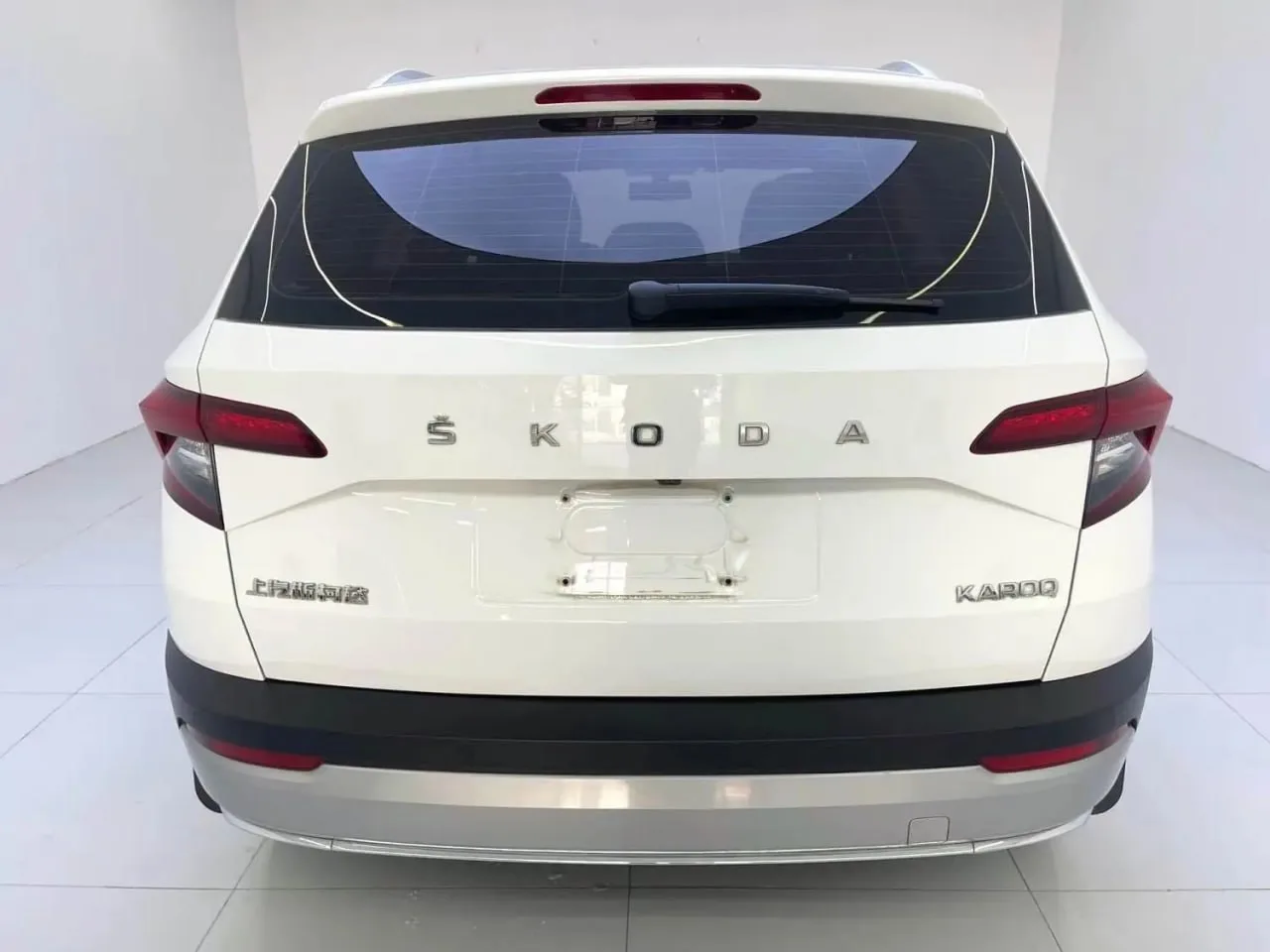 Skoda Karoq TSI280 из Китая: стильный кроссовер по выгодной цене!  Компактный кроссовер производится