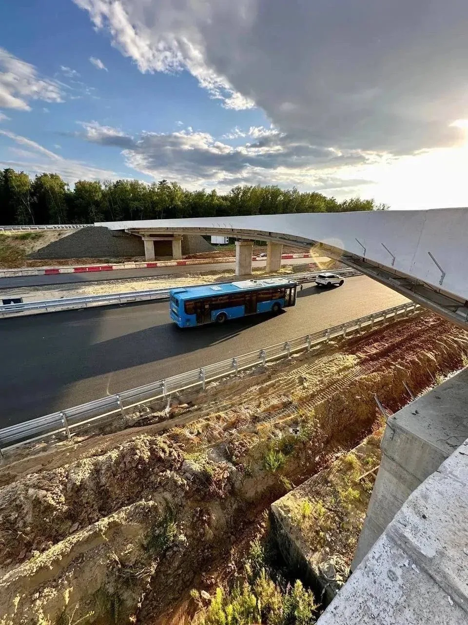 🛣️ Фотографии строительства Южно-Лыткаринской автодороги (ЮЛА, платный дублер МКАД). Лопатино, Раст