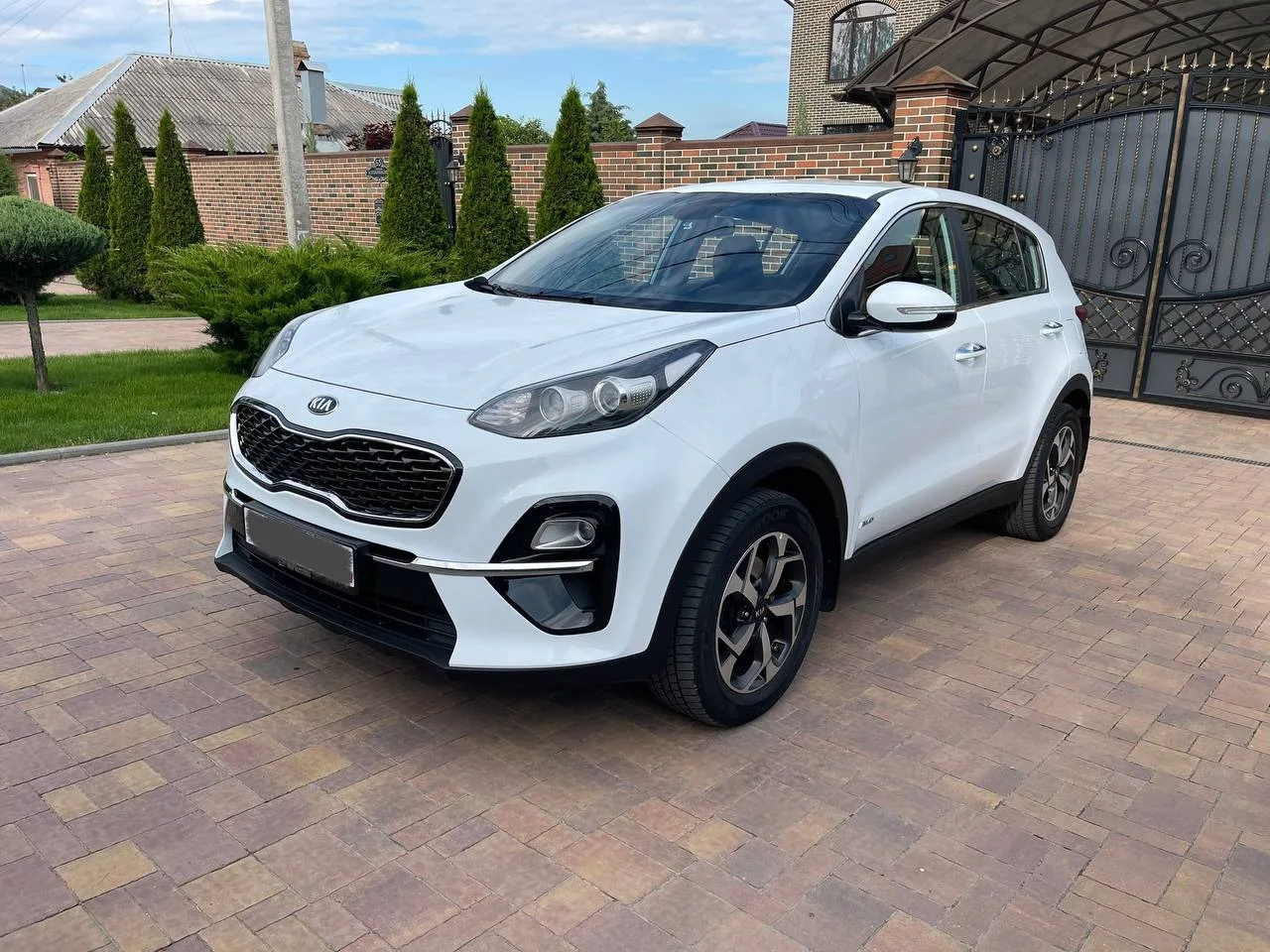 KIA Sportage 2021г
Цена 2.120.000 торг
#АКПП автомат AISIN (6 ст)
Привод полный 4WD
Пробег 61
Один х