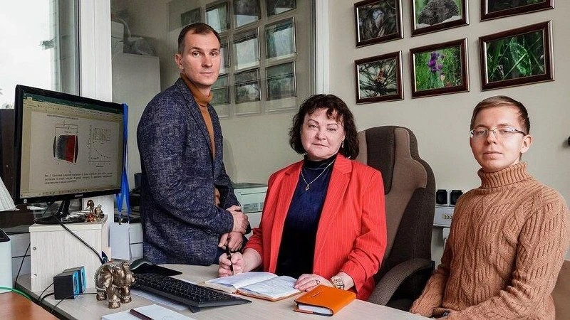 Саратовские физики разработали сверхпрочный материал для ракет, автомобилей и электроники.
