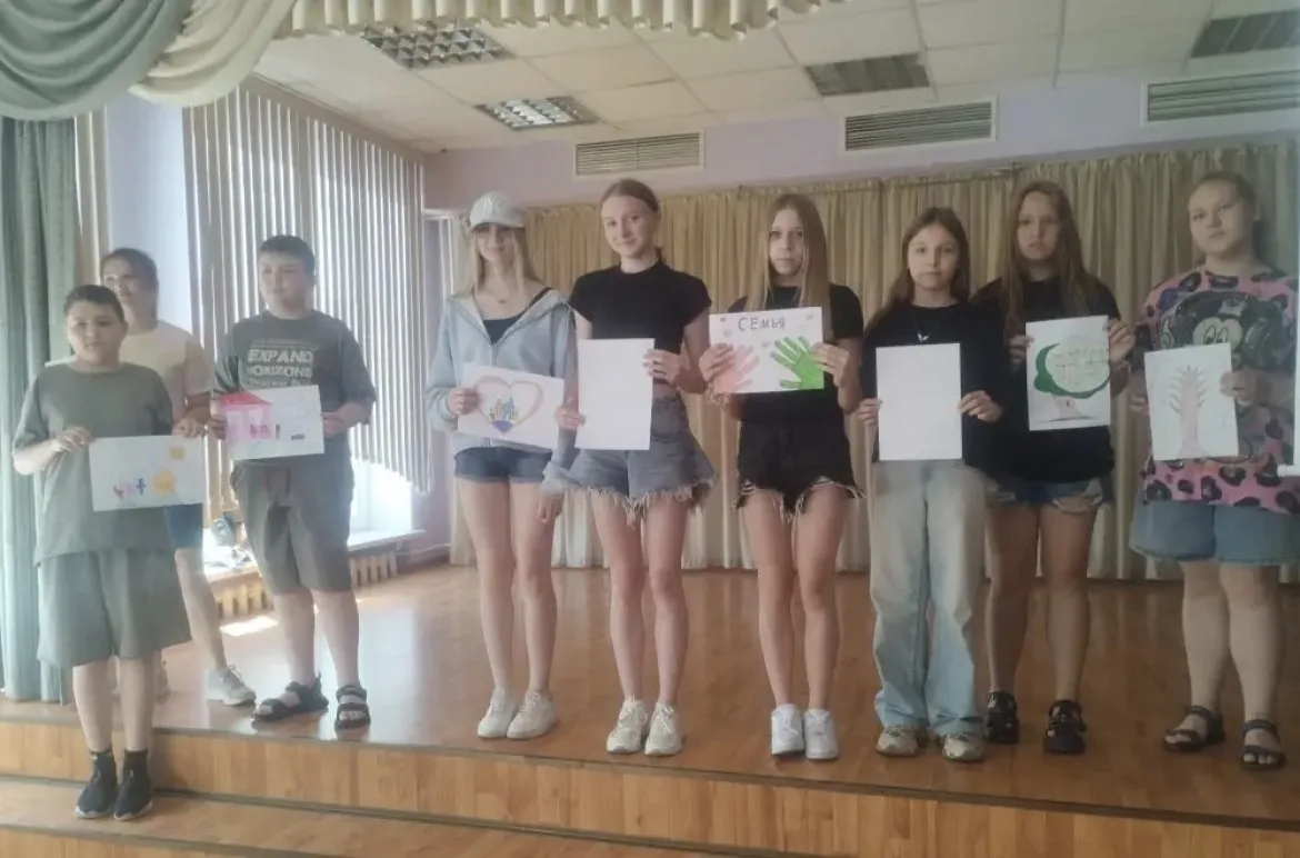 🙏🏻6-й день в лагере: День семьи, любви и верности

Сегодняшний день в нашем лагере был наполнен ос