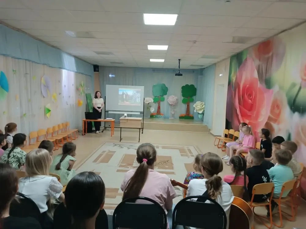 📜✨ В ЦДО «Красноглинский» прошло познавательное мероприятие, посвящённое Дню славянско...