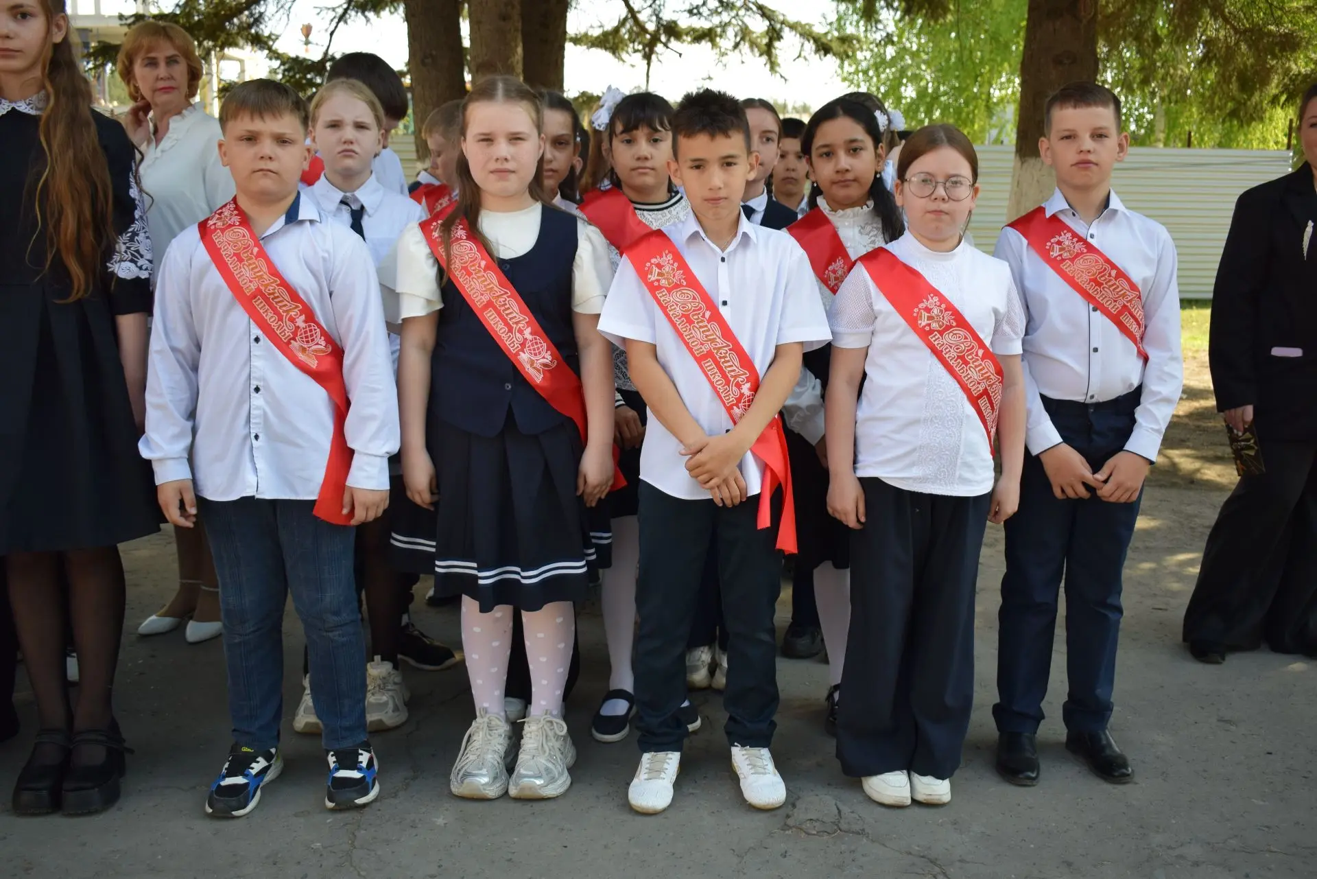 🔔 Последний звонок для четвероклассников: прощание с начальной школой! 🔔27 мая в наше...