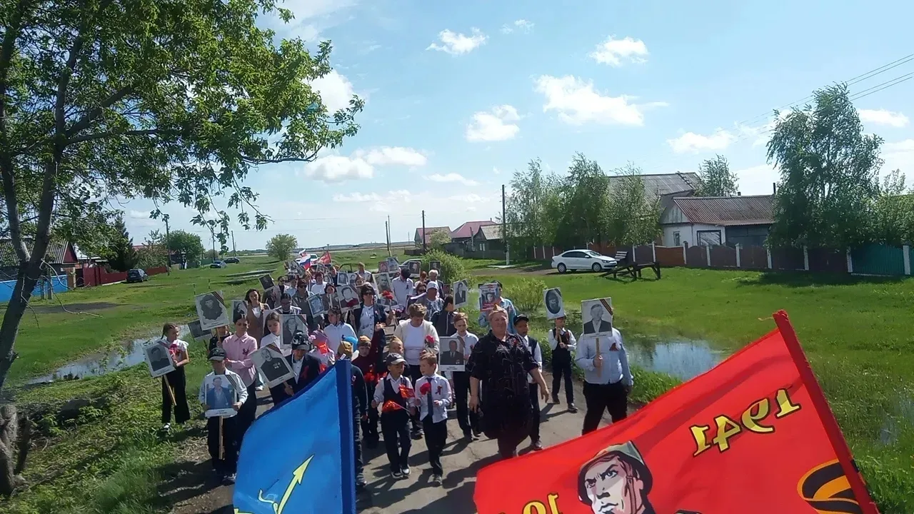 В преддверии святого для нас  праздника " Дня Победы" школьный коллектив  принял активн...