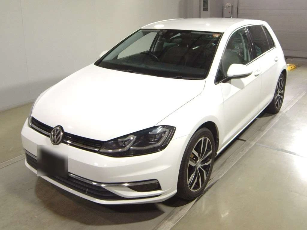 Авто из Японии 🇯🇵

Volkswagen Golf    🚙

🚘 Год выпуска: 2019 год
⚙️ Объем: 1.400 cc 150 л.с.
🚢 