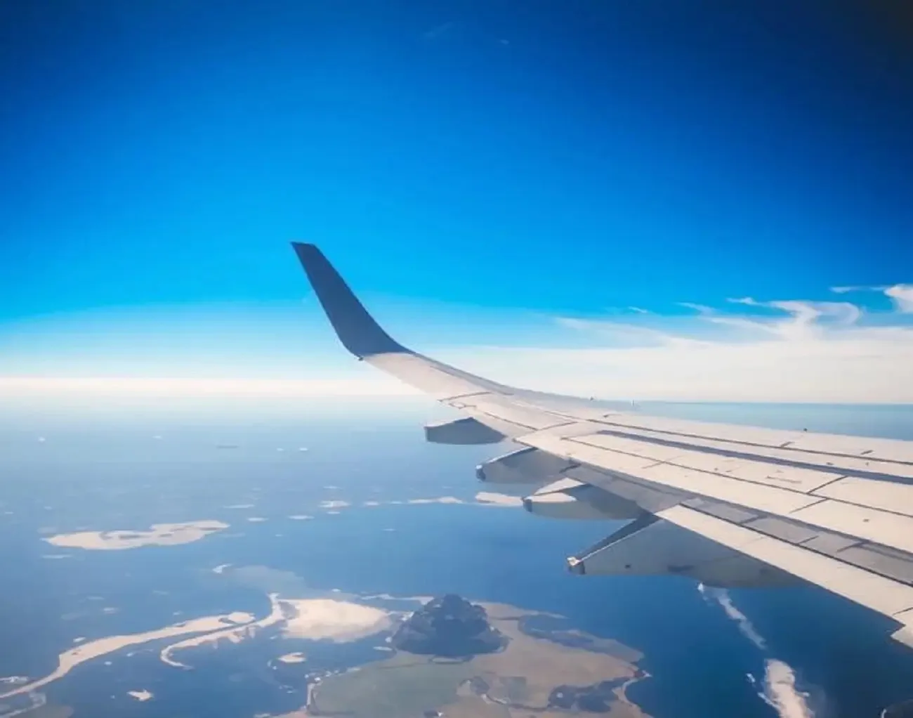 🛬 Самолет из Сочи в Уфу приземлился в Оренбурге